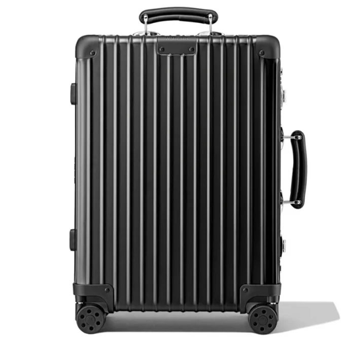 Klassischer Aluminium-Handgepäckkoffer