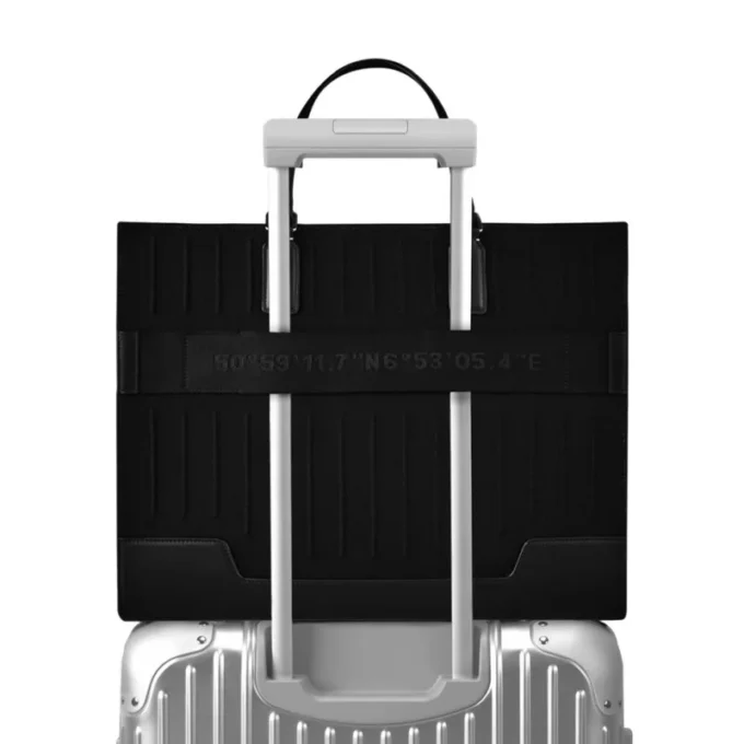 Never Still Large TrageBags Never Still Large TrageBags