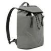 Signature Flap aus ECONYL®-Nylon Rucksack Signature Flap aus ECONYL®-Nylon Rucksack